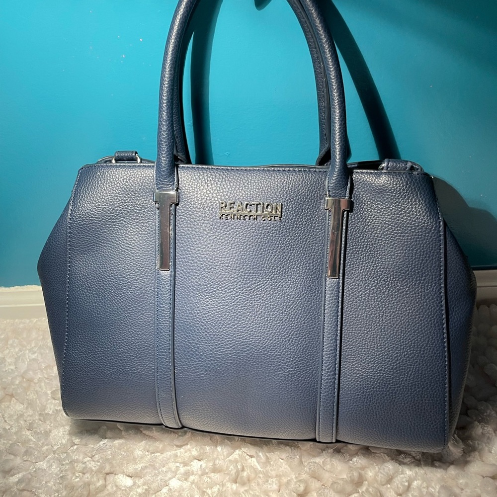 Navy Handbag - Picture 4 of 11